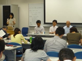 関西英語教育学会 KELES 第16回 セミナー:　左から 泉 惠美子先生（司会）、太田 洋 先生、溝畑 保之 先生、高木 浩志 先生