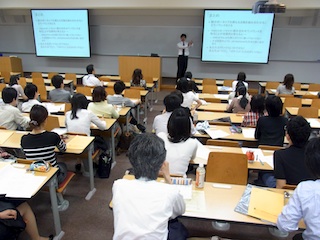 関西英語教育学会 2011年度（第16回） 研究大会 ワークショップ 「教科書を活用して統合的な授業を行う」