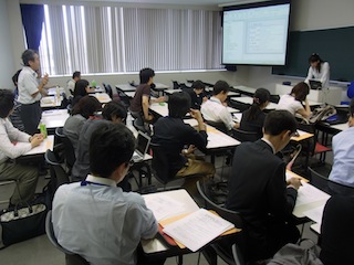 関西英語教育学会 2012年度（第17回）研究大会